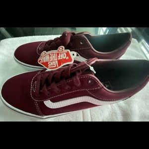 Authentic Vans low top burgundy size 5 youth
